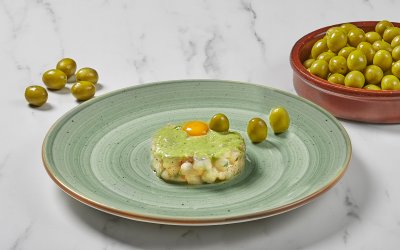 La magia del Qüenco de Pepa Muñoz encerrada en una aceituna de autor